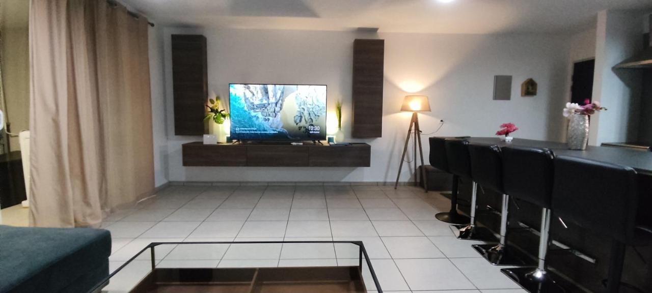 Elegant F3 A La Villa Stencer, Papeete, Calme Climatise Et Spacieux Papeete  Buitenkant foto